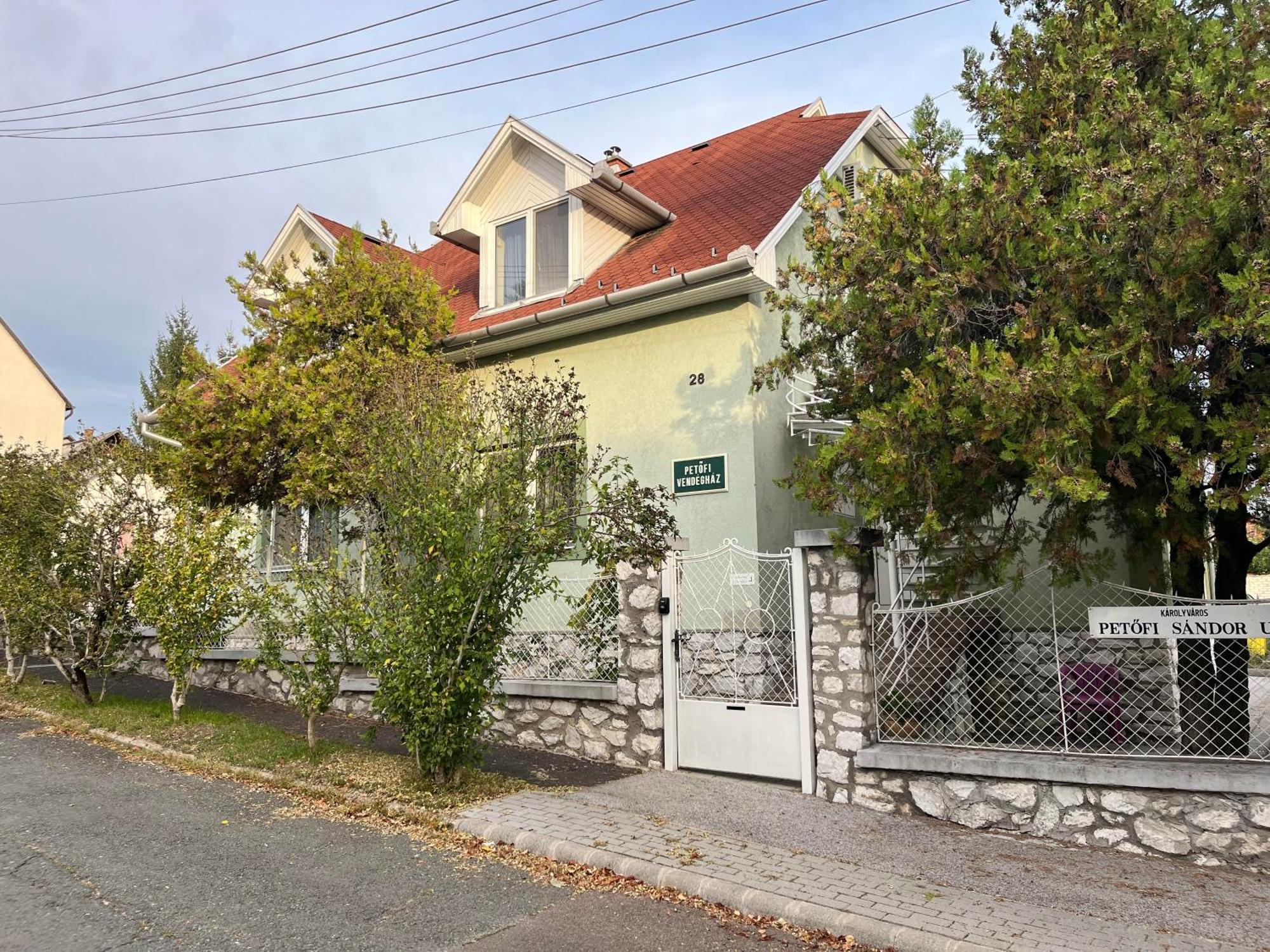 Hotel Petoefi Vendeghaz Eger Exterior foto