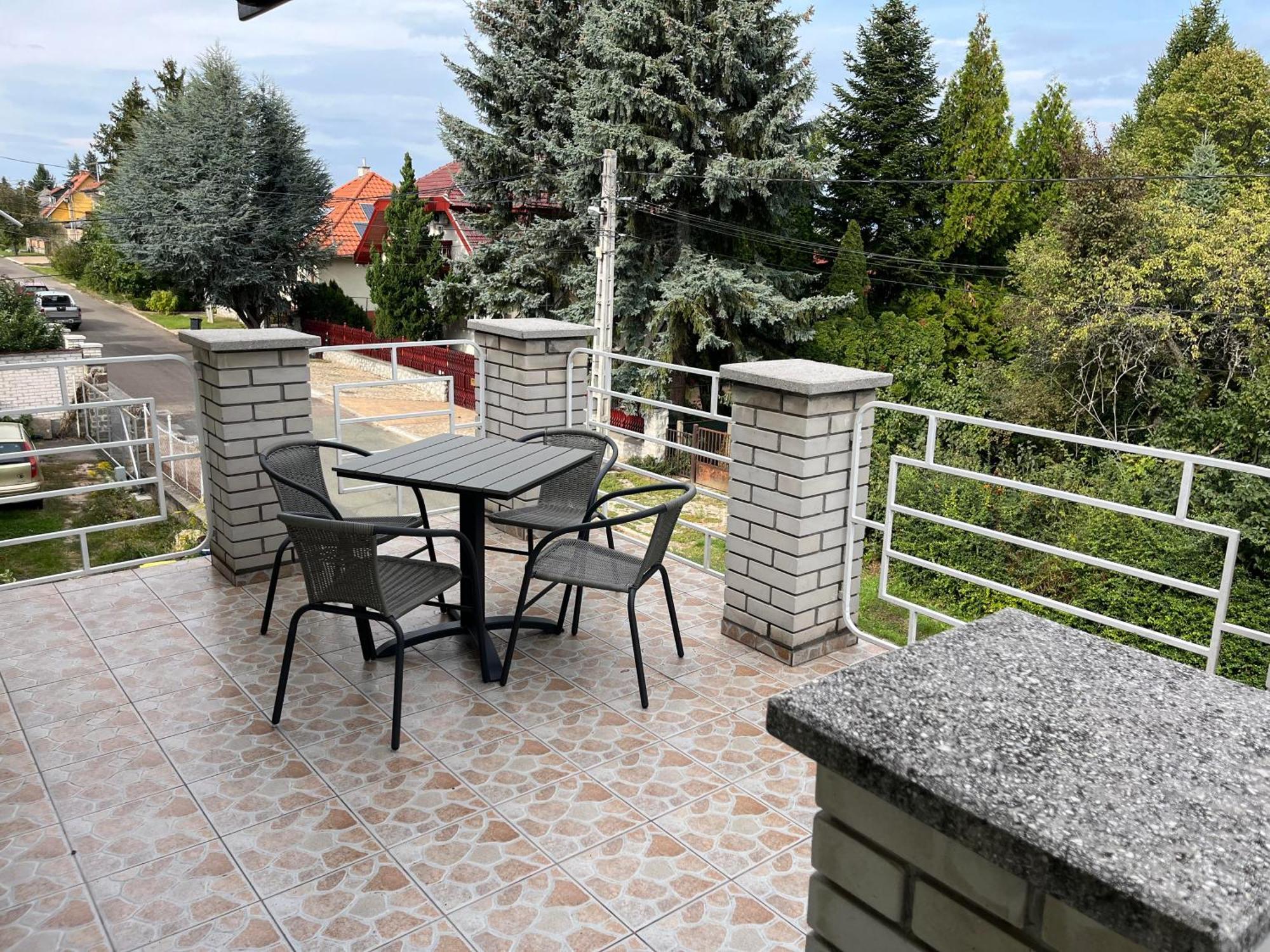 Hotel Petoefi Vendeghaz Eger Exterior foto